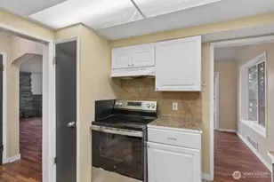 2502 N Lafayette Ave, Bremerton, WA 98312 - Photo 9