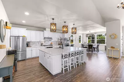 19727 Sky Ridge Road, Mount Vernon, WA 98274 - Photo 7