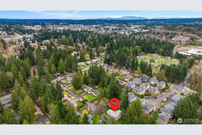 10621 NE 133rd Place, Kirkland, WA 98034 - Photo 33