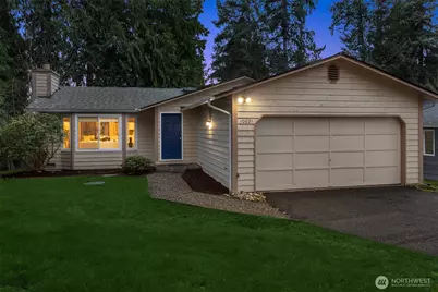 10621 NE 133rd Place, Kirkland, WA 98034 - Photo 1