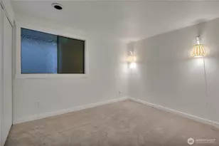 2253 Gilman Dr W, Seattle, WA 98119 - Photo 11