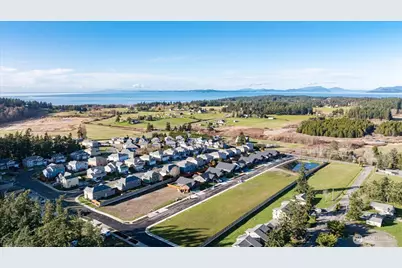 900 NW Shire Street, Oak Harbor, WA 98277 - Photo 35