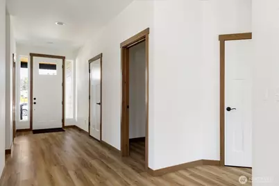 900 NW Shire Street, Oak Harbor, WA 98277 - Photo 13