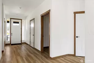 900 NW Shire St, Oak Harbor, WA 98277 - Photo 13