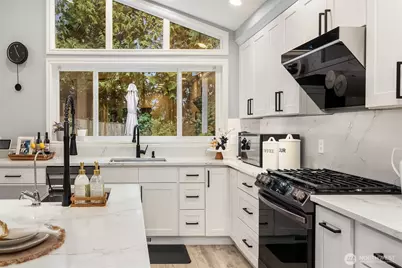 2516 Medina Circle, Medina, WA 98039 - Photo 19