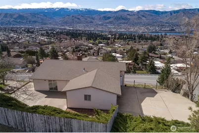 624 Daniels Drive NE, East Wenatchee, WA 98802 - Photo 3