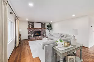 811 16th St NW, Puyallup, WA 98371 - Photo 7