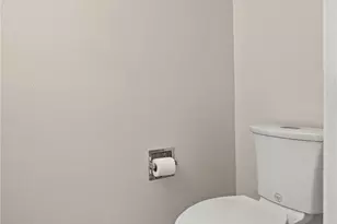 110 19th Ave SE, Puyallup, WA 98372 - Photo 11