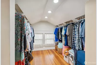 724 S Summit Avenue, Bremerton, WA 98312 - Photo 31