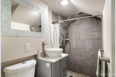 724 S Summit Avenue, Bremerton, WA 98312 - Photo 37