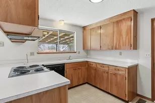 702 West Ridge Dr, Omak, WA 98841 - Photo 9