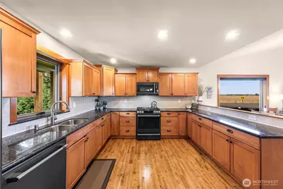 903 Diamond Lane, Lynden, WA 98264 - Photo 13