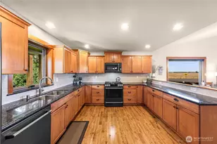 903 Diamond Ln, Lynden, WA 98264 - Photo 13