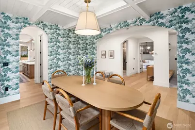 8221 22nd Avenue NE, Seattle, WA 98115 - Photo 13