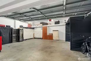 10650 NE 9th Pl, Bellevue, WA 98004 - Photo 33