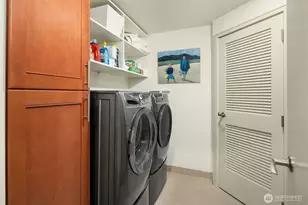 10650 NE 9th Pl, Bellevue, WA 98004 - Photo 31