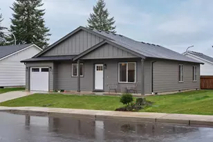 1015 Peach Rd, Winlock, WA 98596 - Photo 3