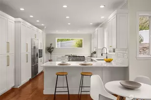 22702 SE 49th Pl, Issaquah, WA 98029 - Photo 11