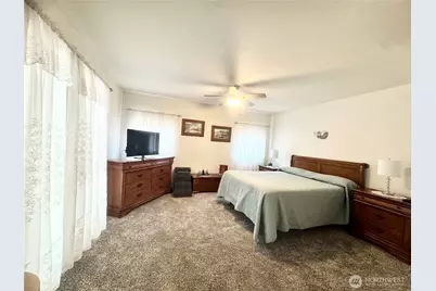 450 E Parkway Blvd, Shelton, WA 98584 - Photo 11