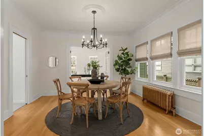 5241 16th Avenue NE, Seattle, WA 98105 - Photo 11