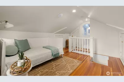 5241 16th Avenue NE, Seattle, WA 98105 - Photo 21