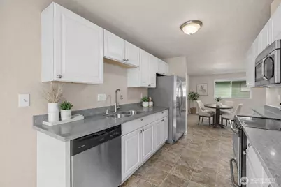 24619 12th Avenue S, Des Moines, WA 98198 - Photo 15