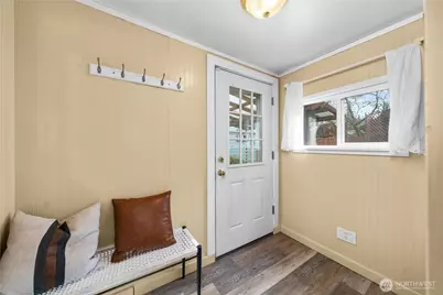 23711 Dorre Don Way SE, Maple Valley, WA 98038 - Photo 17