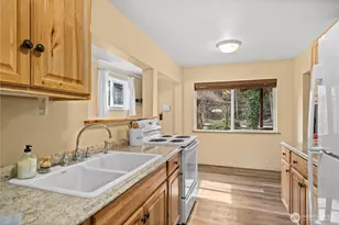 23711 Dorre Don Way SE, Maple Valley, WA 98038 - Photo 13