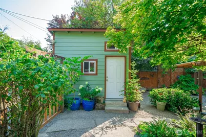 23711 Dorre Don Way SE, Maple Valley, WA 98038 - Photo 27