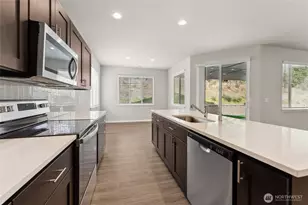 16724 8th Ave Ct E, Spanaway, WA 98387 - Photo 9