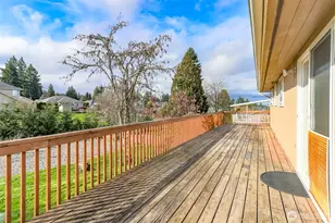 8520 Woodland Ave E, Puyallup, WA 98371 - Photo 9