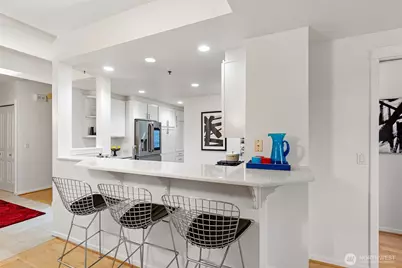 2801 1st Avenue #401, Seattle, WA 98121 - Photo 15