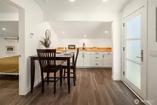 5610 W Mercer Way, Mercer Island, WA 98040 - Photo 29