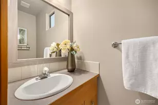 300 Wyatt Way NE, Bainbridge Island, WA 98110 - Photo 17