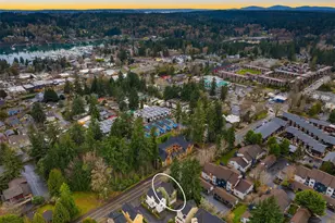 300 Wyatt Way NE, Bainbridge Island, WA 98110 - Photo 33