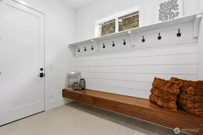 2582 136th Lane SE, Bellevue, WA 98005 - Photo 17