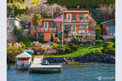 1621 10th Street W, Kirkland, WA 98033 - Photo 1