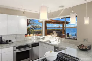 1621 10th St W, Kirkland, WA 98033 - Photo 13