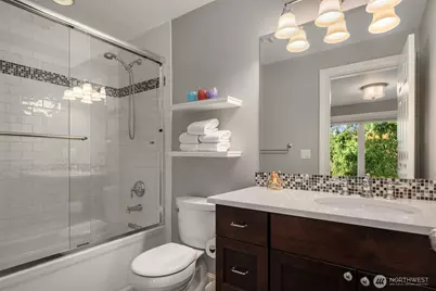 2242 79th Avenue NE, Medina, WA 98039 - Photo 19