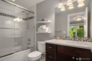 2242 79th Ave NE, Medina, WA 98039 - Photo 19