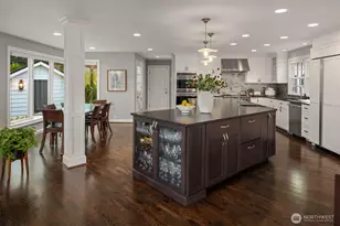 2242 79th Ave NE, Medina, WA 98039 - Photo 9