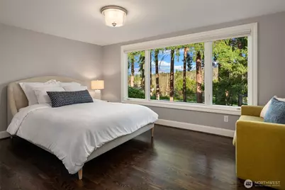 2242 79th Avenue NE, Medina, WA 98039 - Photo 17