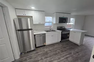 437 D St, Blaine, WA 98230 - Photo 5