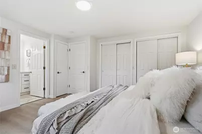 6015 116th Ave SE, Bellevue, WA 98006 - Photo 17