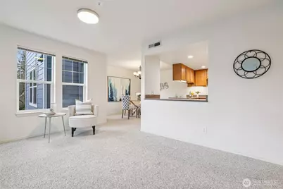 3935 226th Place SE #207, Issaquah, WA 98029 - Photo 9