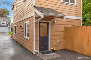 9418 Fremont Ave N, Seattle, WA 98103 - Photo 21