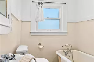 810 NE Ravenna Blvd, Seattle, WA 98115 - Photo 15