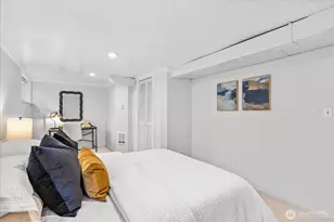 810 NE Ravenna Blvd, Seattle, WA 98115 - Photo 21