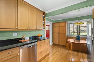 810 NE Ravenna Blvd, Seattle, WA 98115 - Photo 11