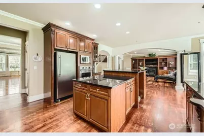 16925 SE 224th St, Kent, WA 98042 - Photo 9